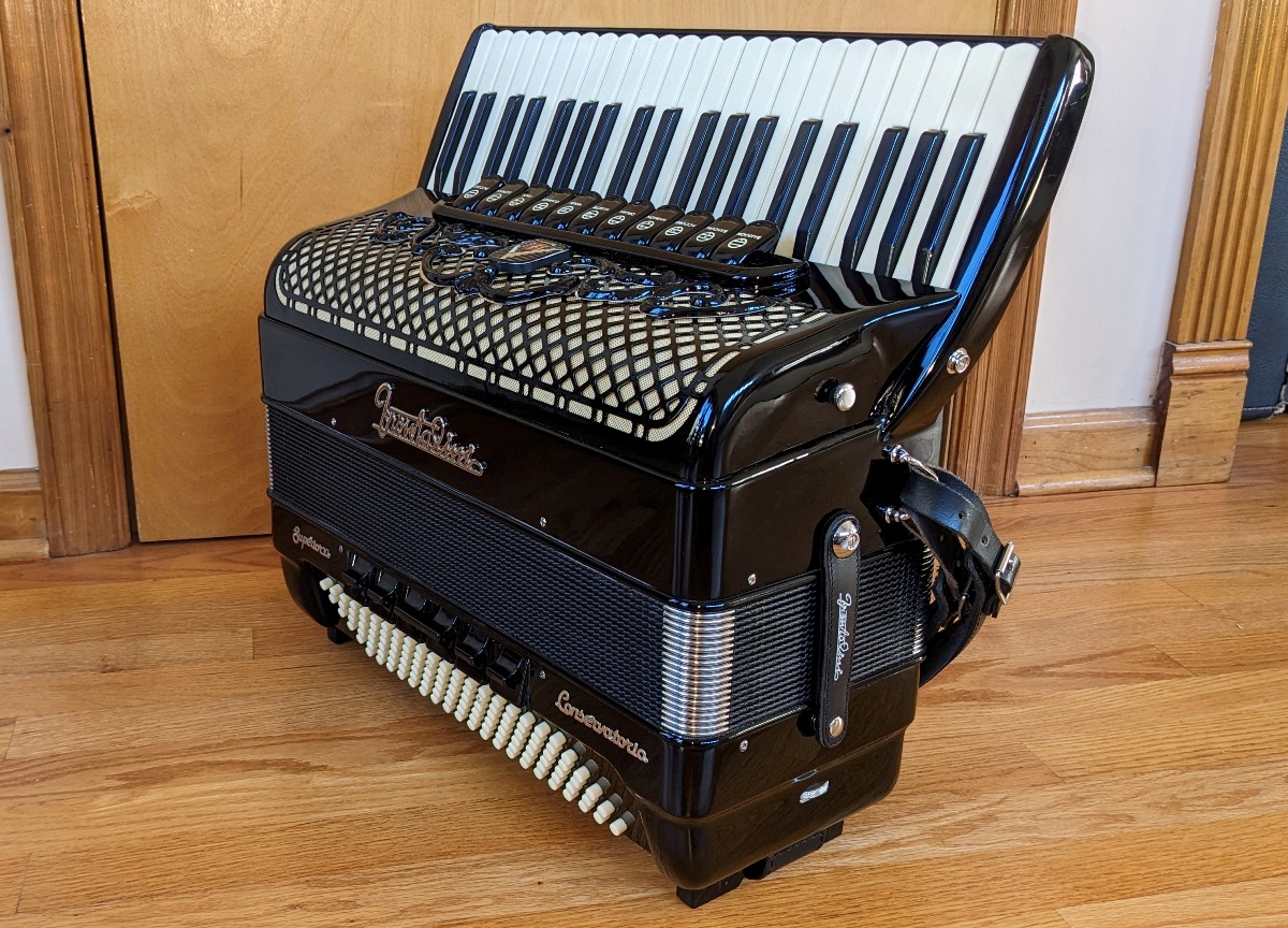 Frontalini Superior VI Accordion