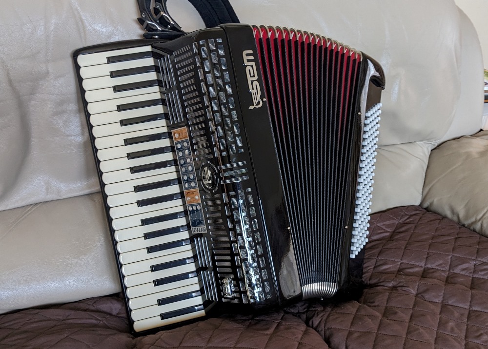 SEM-CIAO-Reedless MIDI Accordion