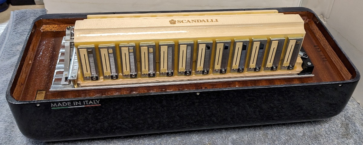 Scandalli Super VI Accordion