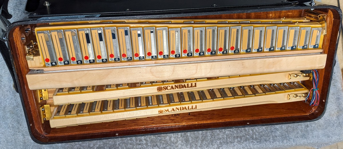 Scandalli Super VI Accordion