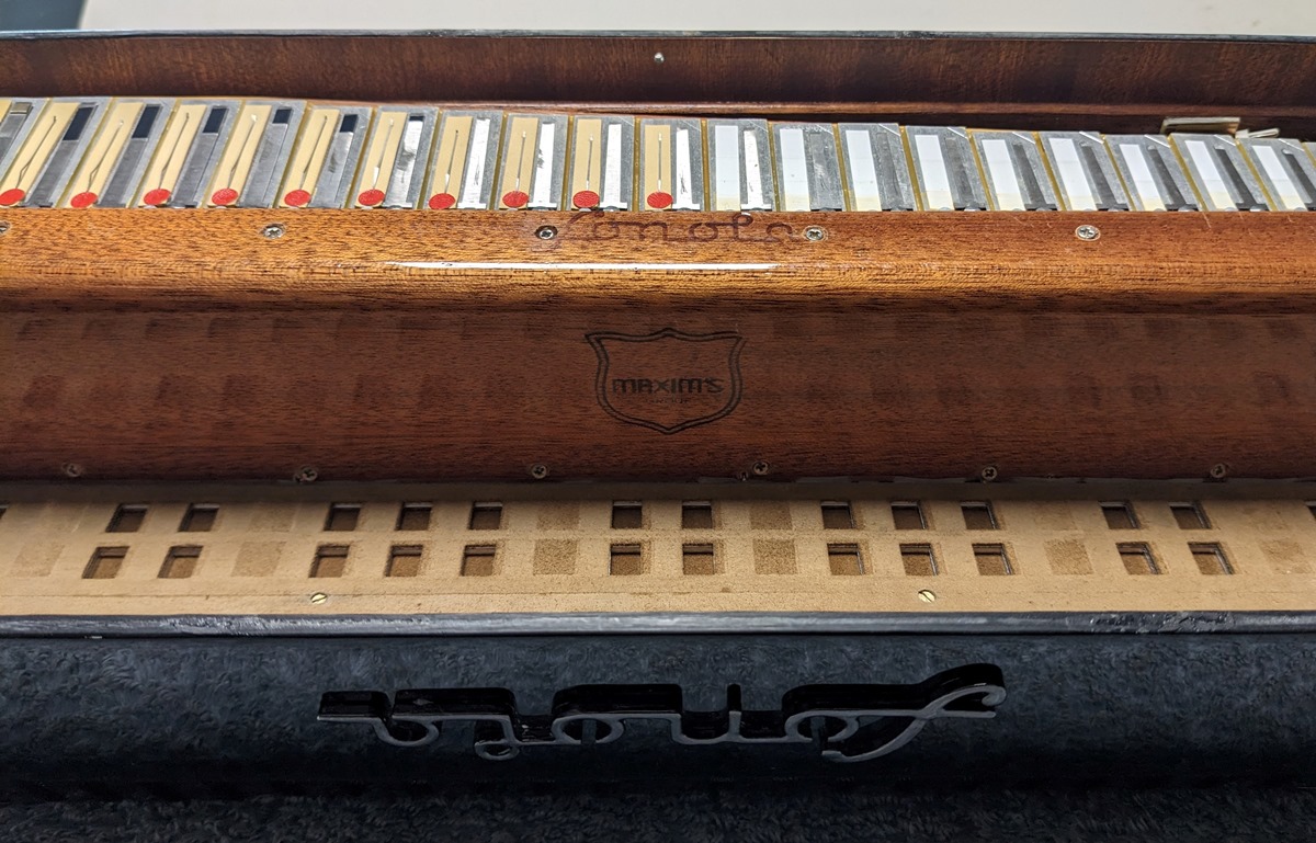 Sonola SS20 Accordion