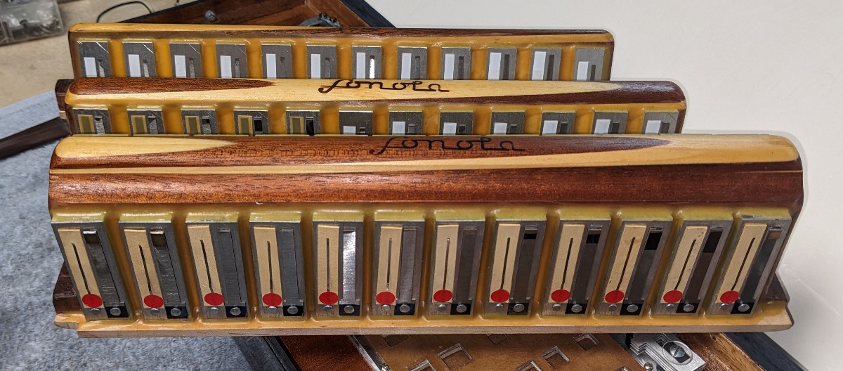 Sonola SS20 Accordion