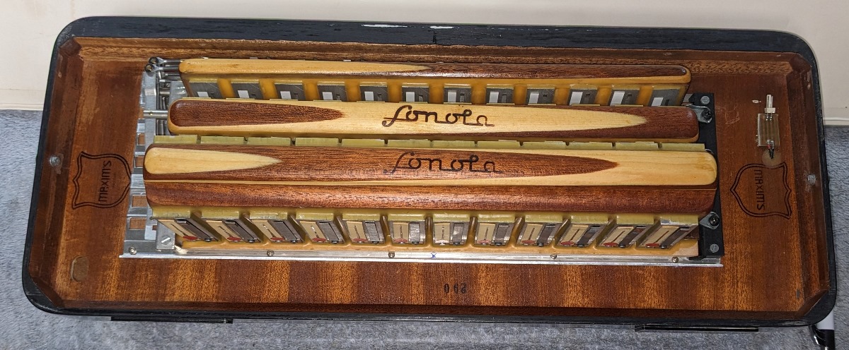Sonola SS20 Accordion