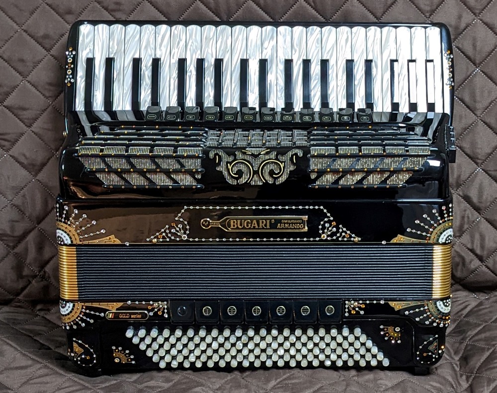 Bugari Gold MIDI Accordion
