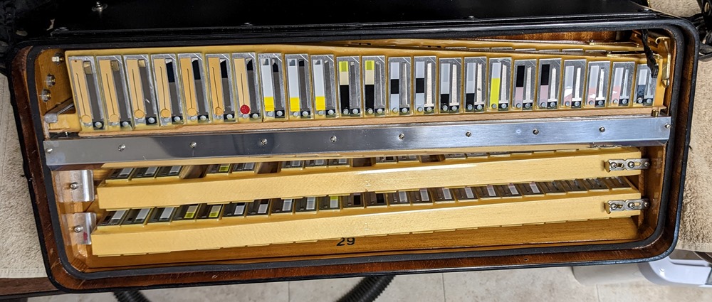 Bugari Gold MIDI Accordion