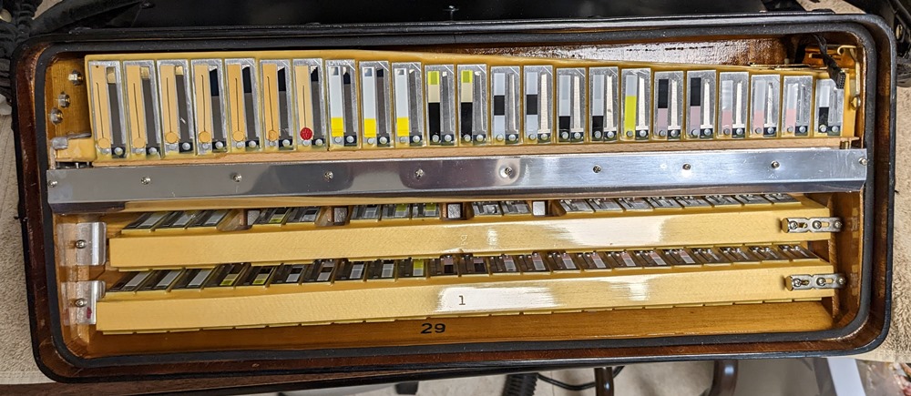 Bugari Gold MIDI Accordion