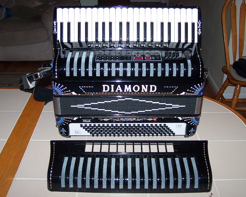 Accordéon DIMAVERY - 1.5 Octaves, 8 Basses | Rouge | Pour Débutants Et Enfants | Poids Léger 1.28kg