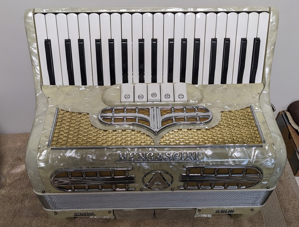 Mengascini Accordion