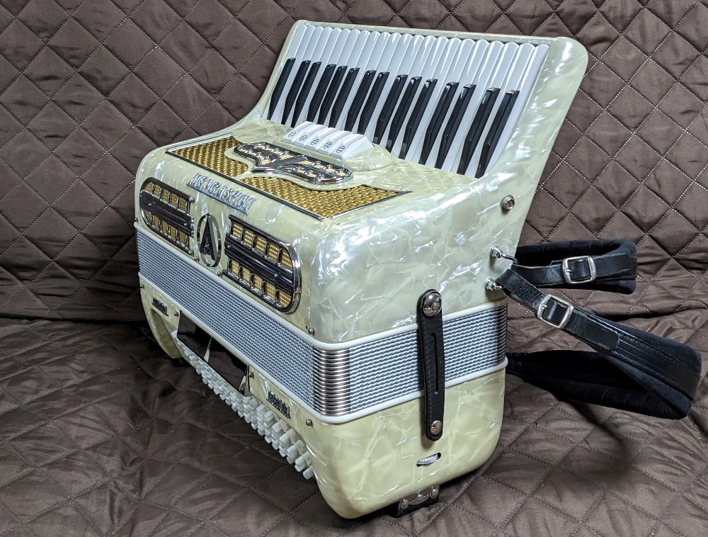Mengascini Accordion