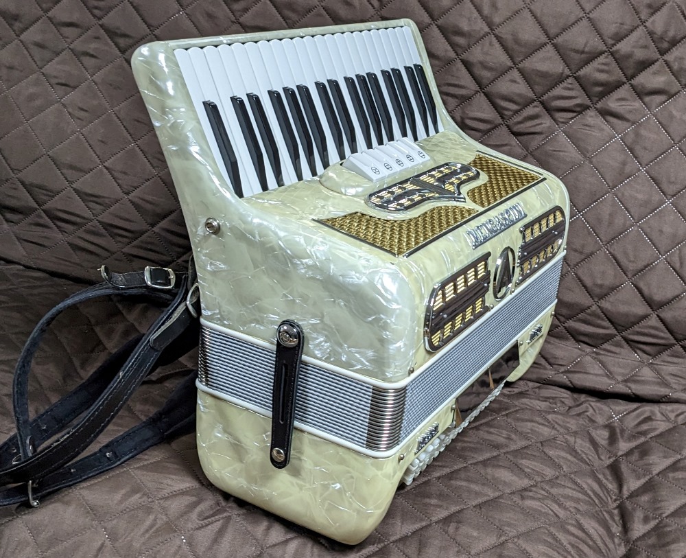 Mengascini Accordion