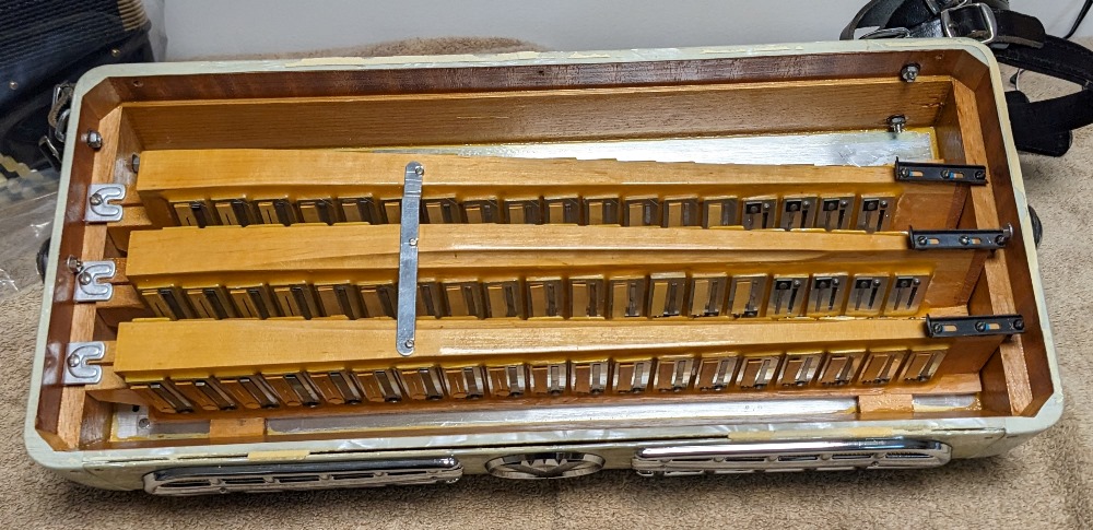 Mengascini Accordion