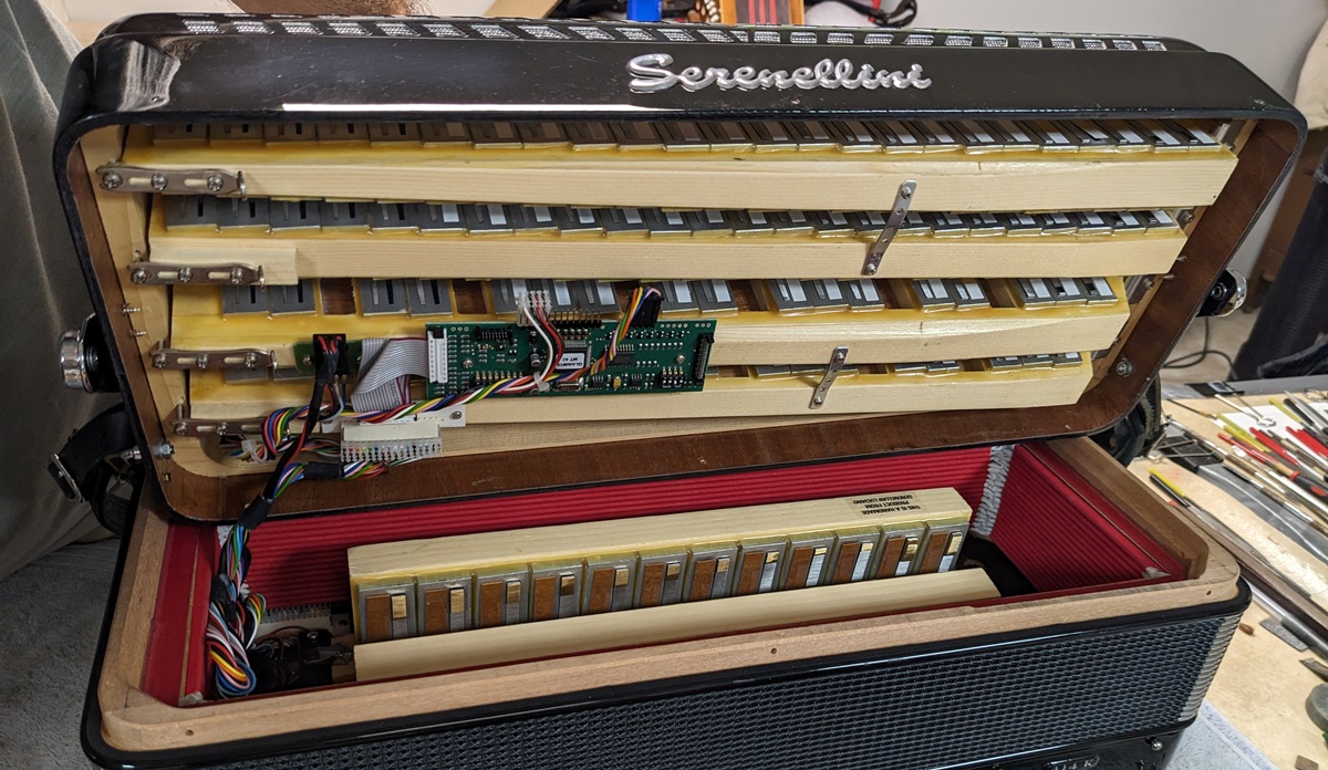 Serenellini Musette MIDI Amplified Accordion