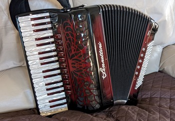 Serenellini Shiny Cassotto Accordion