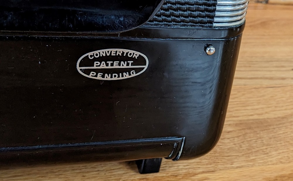 Titano Royal Accordion Catraro Reeds