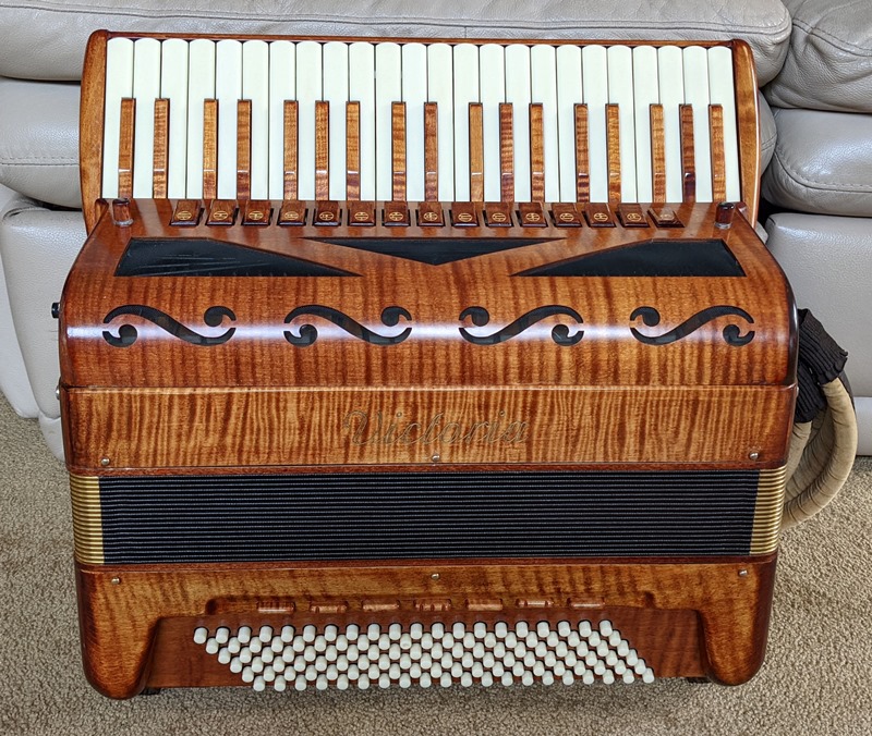 Victoria Poeta Accordion